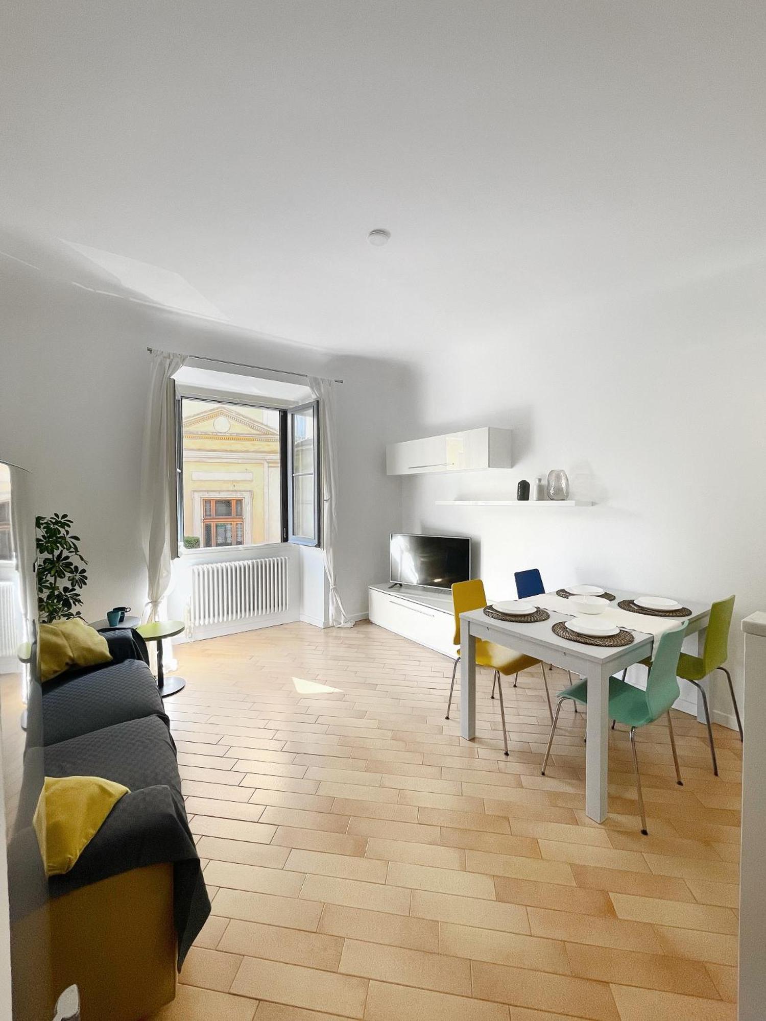 Ferienwohnung Ampio E Accogliente Bilocale - Fara 1, Porta Nuova Mailand Exterior foto
